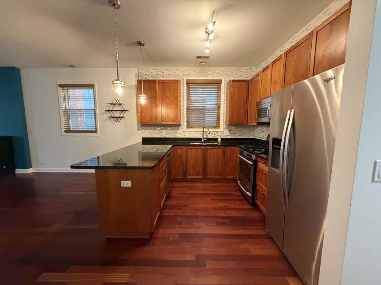 1730 N Western Ave Apt 301 - Photo 2 of 18