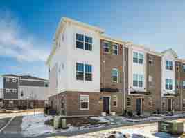 featured image of 1080 Bogart St