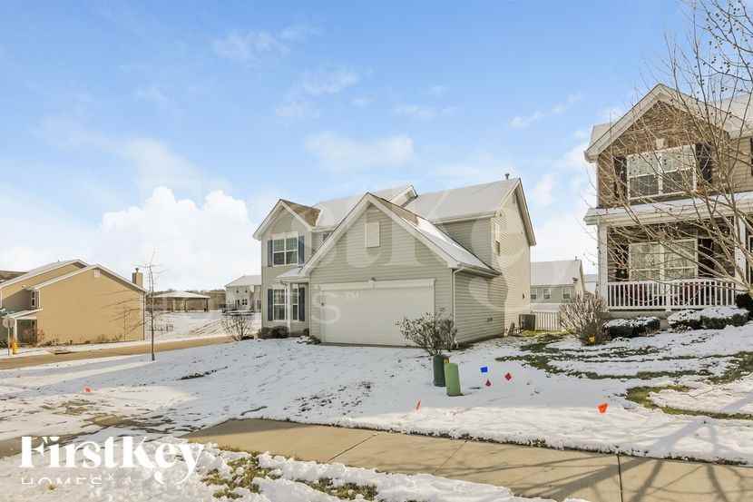 120 Champions Ln - Photo 2 of 15