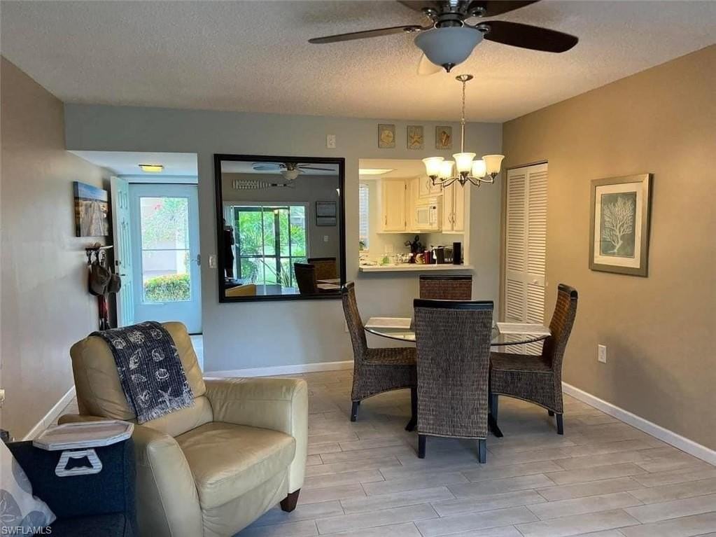 87 N Collier Blvd Apt F4 - Photo 4 of 14