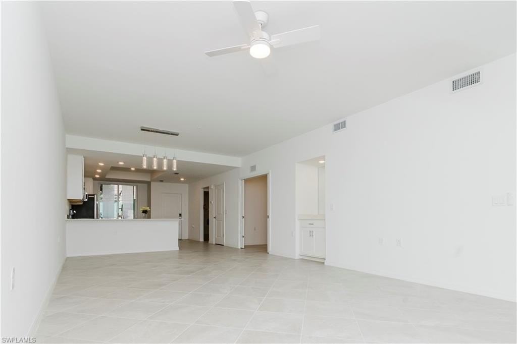 5453 Double Eagle Cir Unit 3112 - Photo 6 of 49