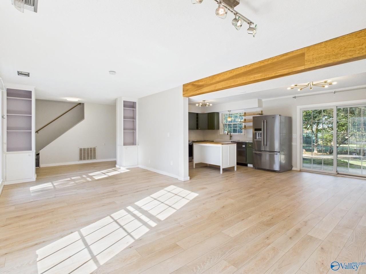 2521 Lancelot Dr Se - Photo 7 of 31