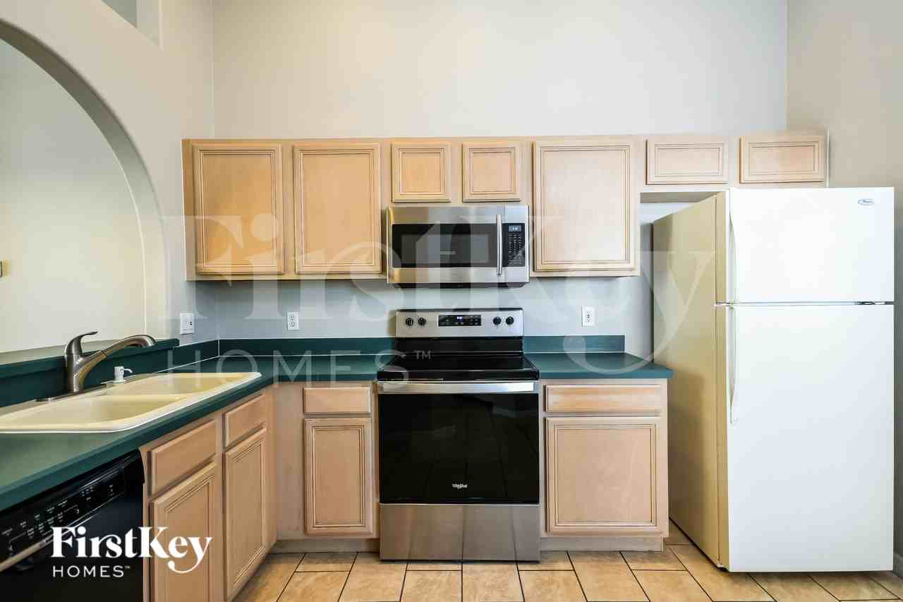 4512 Alaqua Trl - Photo 7 of 16