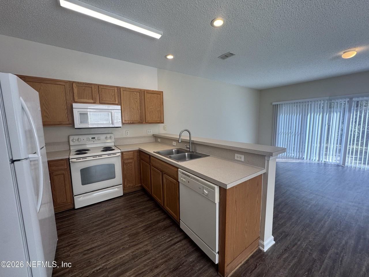 8548 Tower Falls Dr - Photo 3 of 13