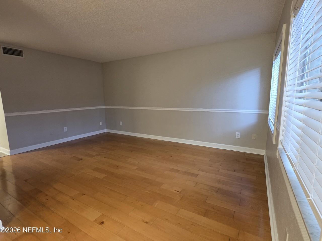 1800 Park Ave Apt 357 - Photo 4 of 34