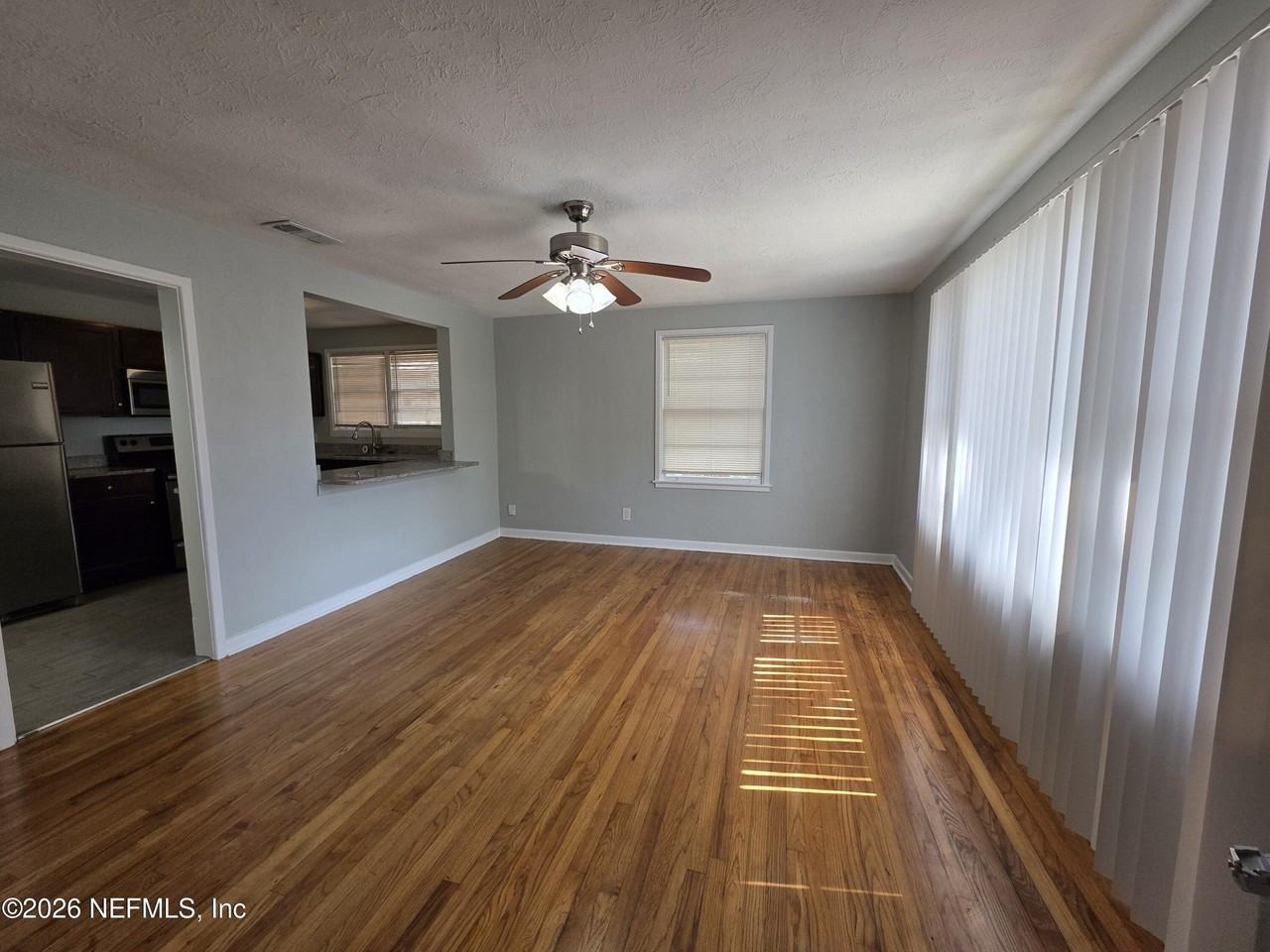 1265 Donald St Apt 4 - Photo 3 of 15