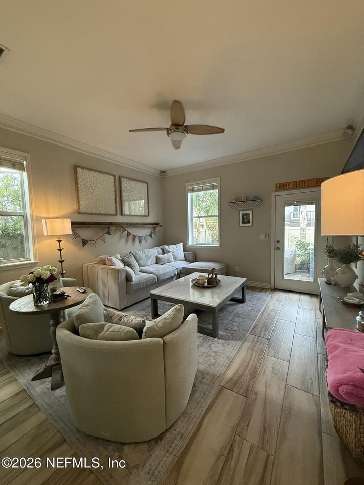 875 8th Ave S - Photo 5 of 14