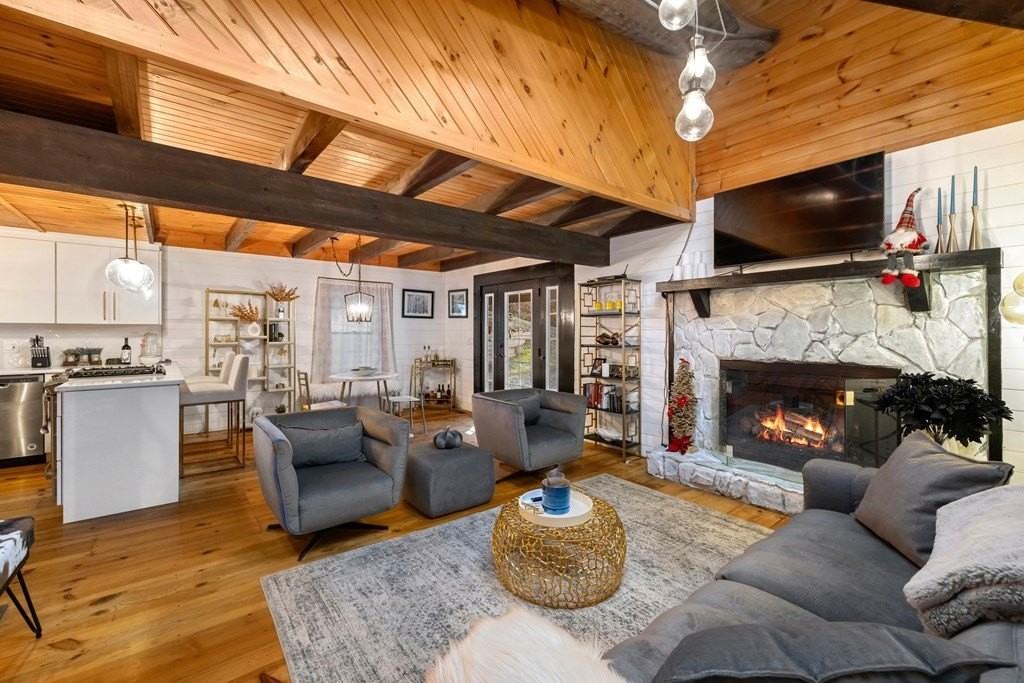 100 Stanley Creek Xing - Photo 5 of 46