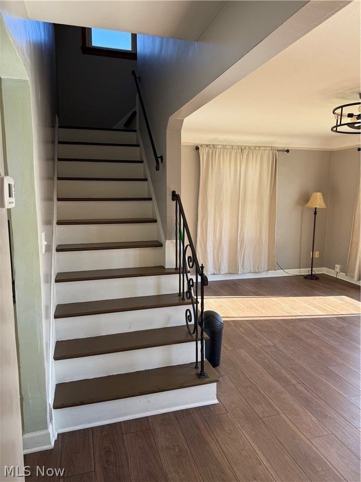 30401 Mildred Dr - Photo 3 of 16