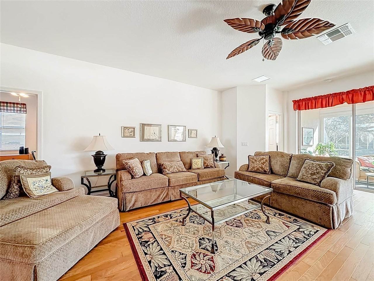 9746 Sw 89th Loop - Photo 7 of 49