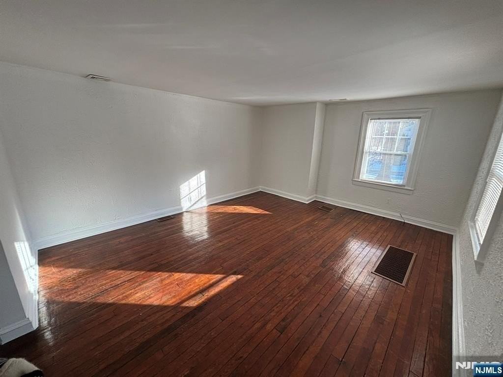 86 Ringwood Ave - Photo 6 of 22