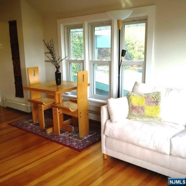 3 Old Wood Rd - Photo 3 of 10