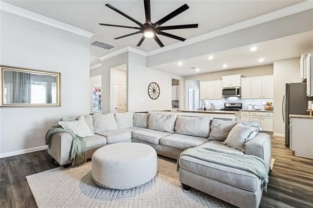 1336 Shipyard Dr - Photo 7 of 31