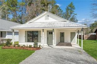 20205 Garland St - Photo 1 of 1