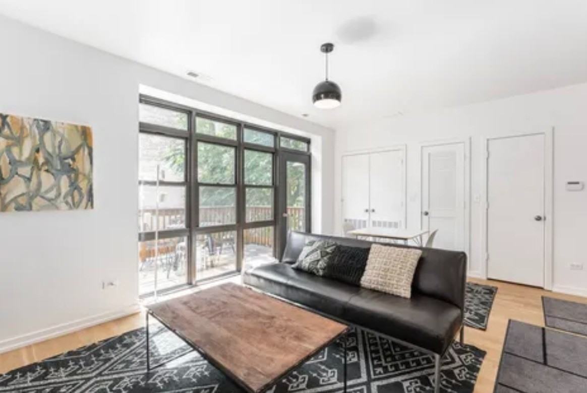 1219 W Gunnison St #2R - Photo 2 of 13