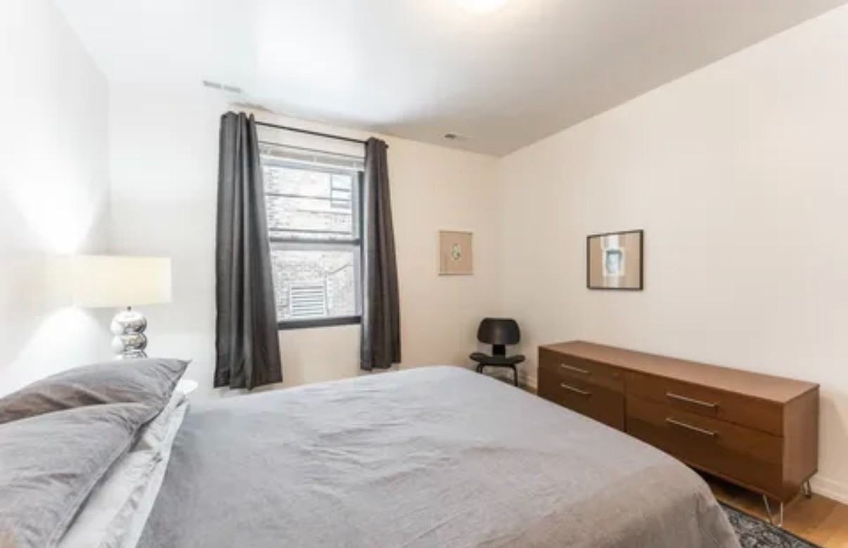 1219 W Gunnison St #2R - Photo 6 of 13