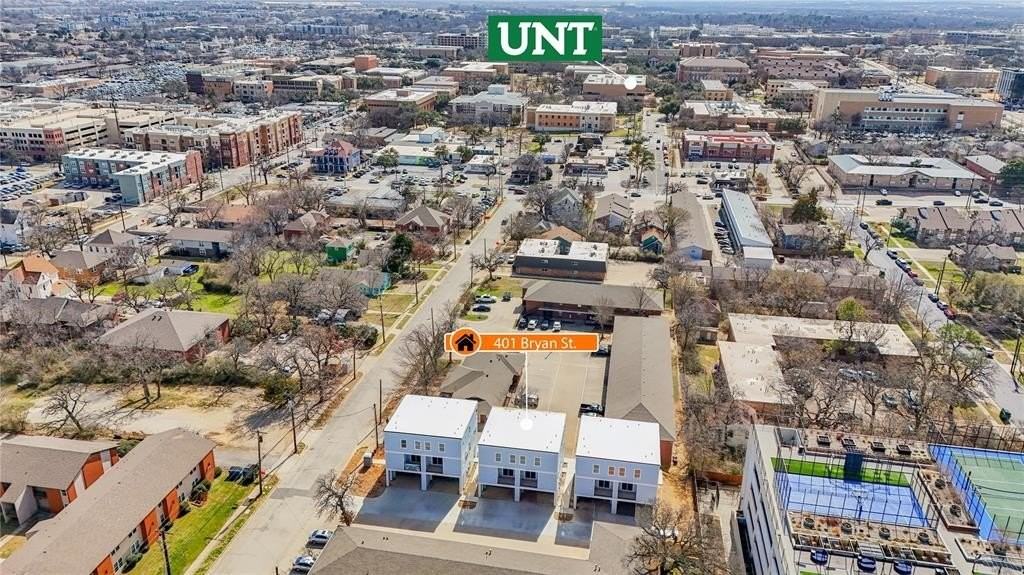 401 Bryan St - Photo 3 of 25