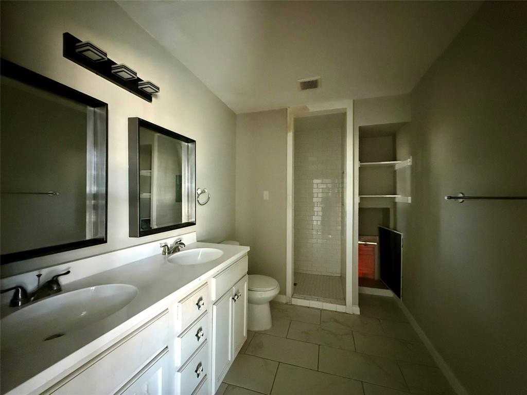 1408 Lakeside Dr - Photo 7 of 12