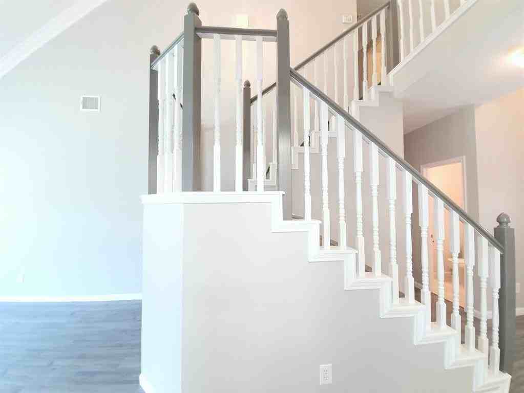 5300 Baton Rouge Blvd - Photo 2 of 26