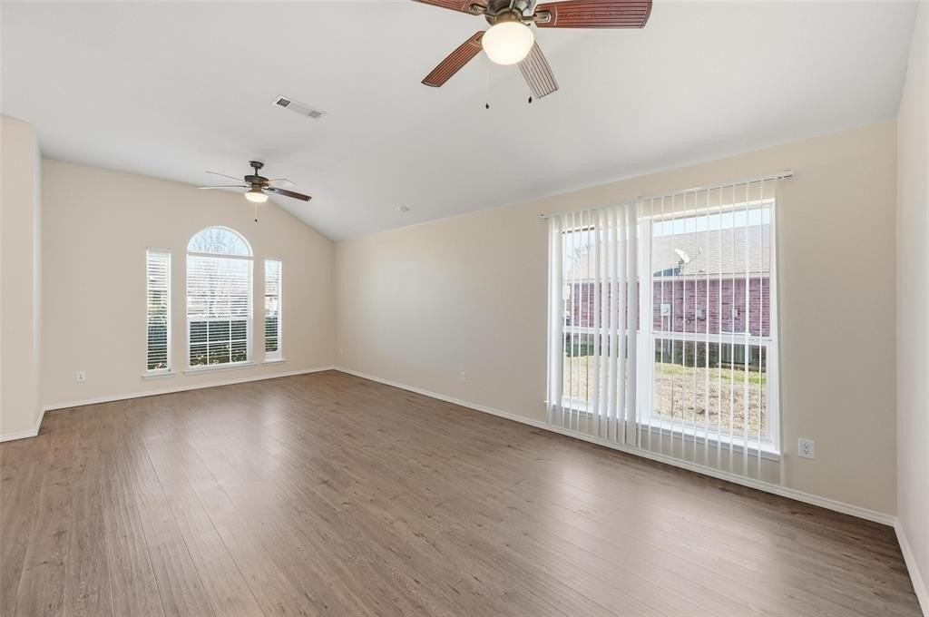 1006 Godwin Ave - Photo 3 of 20