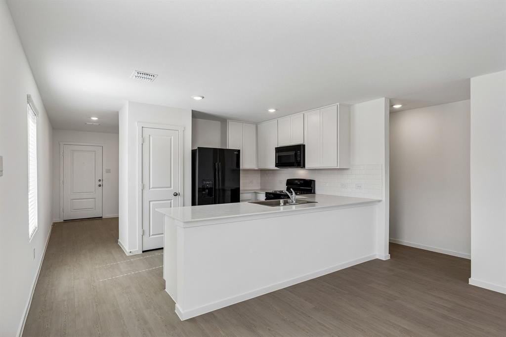 15244 Mariachi Rd - Photo 6 of 25