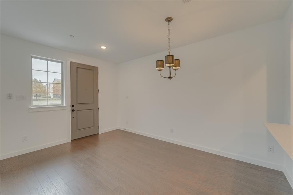 659 Trail Side Dr - Photo 5 of 30