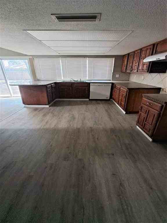 9724 White Ash Rd - Photo 4 of 11