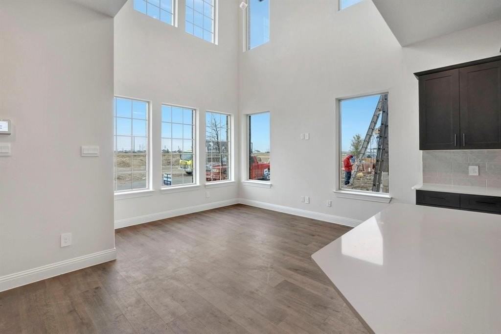 4546 Community Ct - Photo 4 of 15