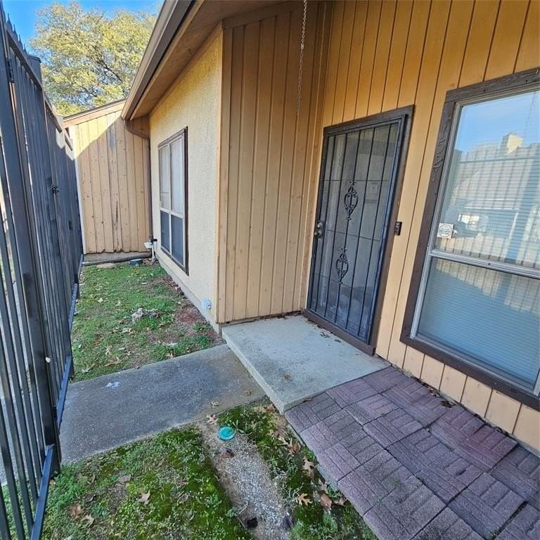 1521 Gailbrook Ln - Photo 7 of 23