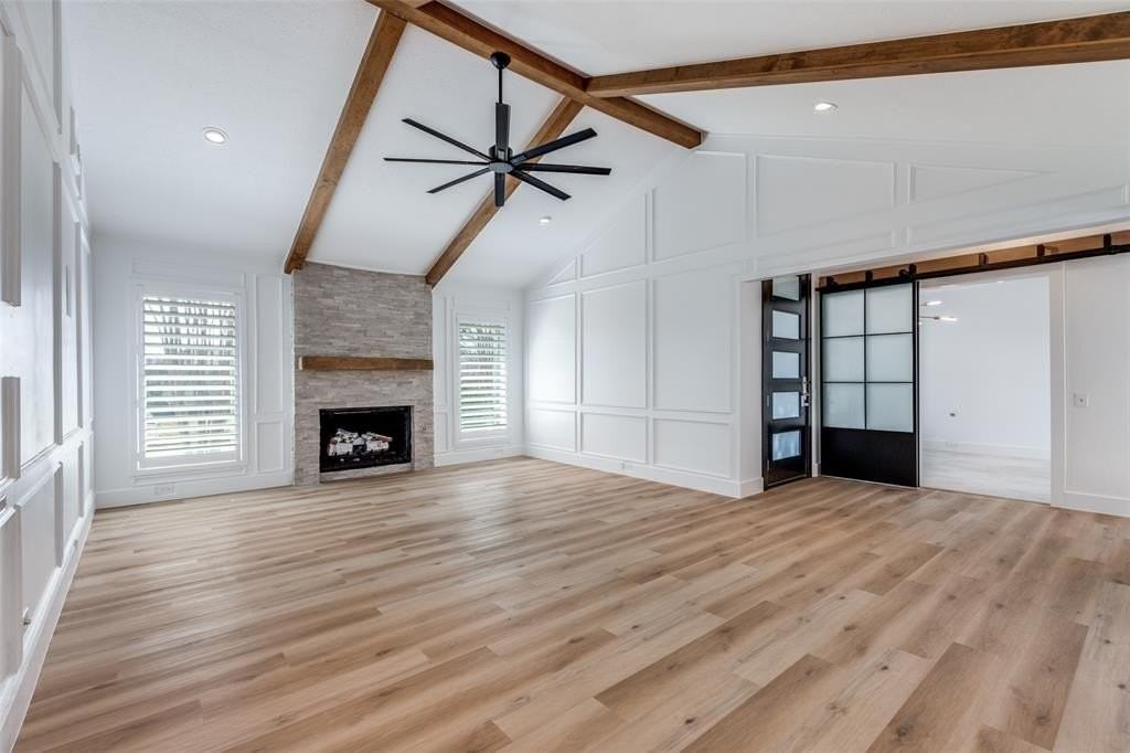 3813 Leathertop Dr - Photo 2 of 12