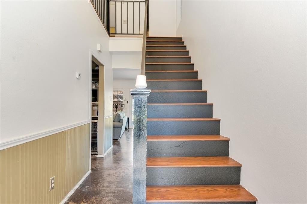 1507 Maybrook Ct - Photo 6 of 15