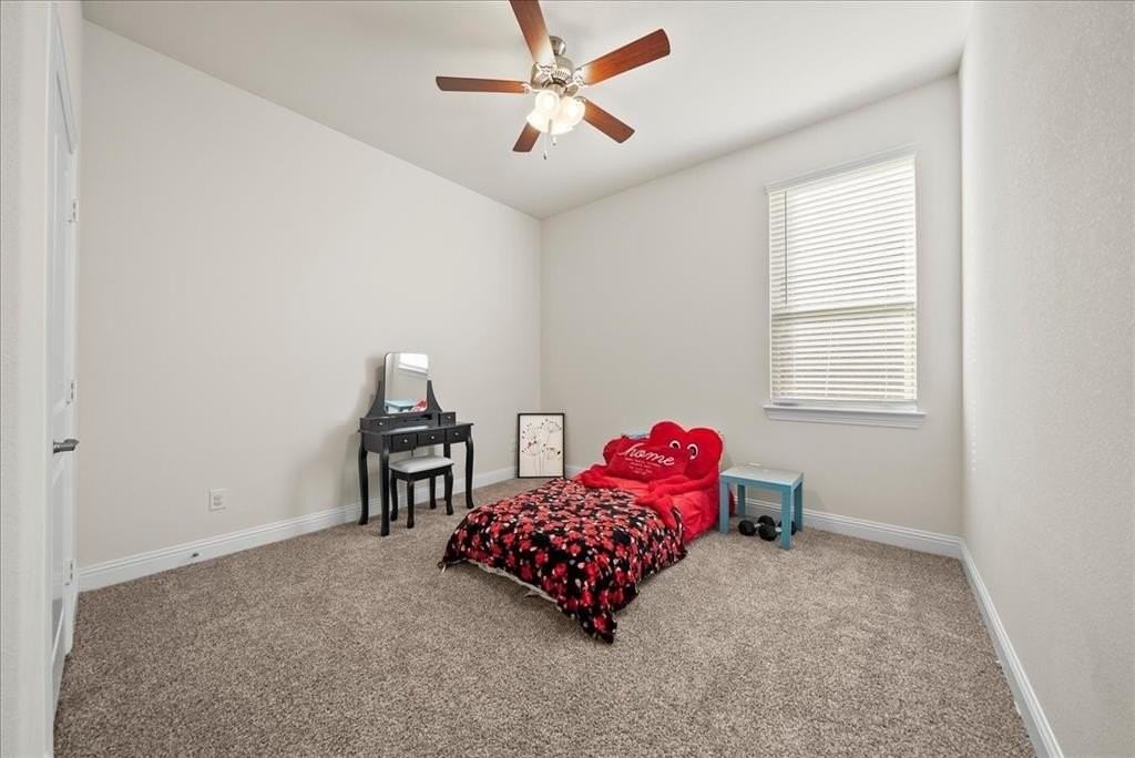 1321 Benavites Dr - Photo 5 of 27