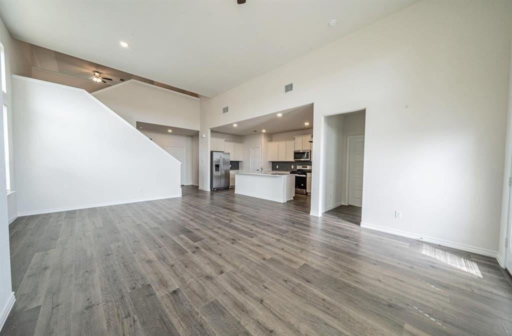 8348 George Brown Dr - Photo 5 of 25