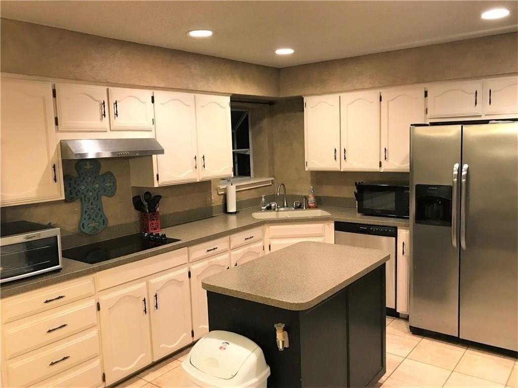 7616 Kimberly Ct - Photo 6 of 19