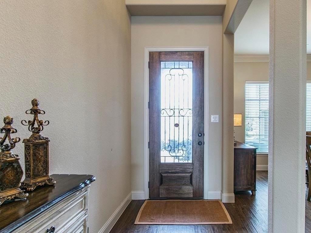 1521 Snowberry Dr - Photo 3 of 24