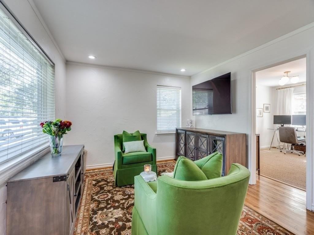 5022 W Mockingbird Ln - Photo 4 of 25