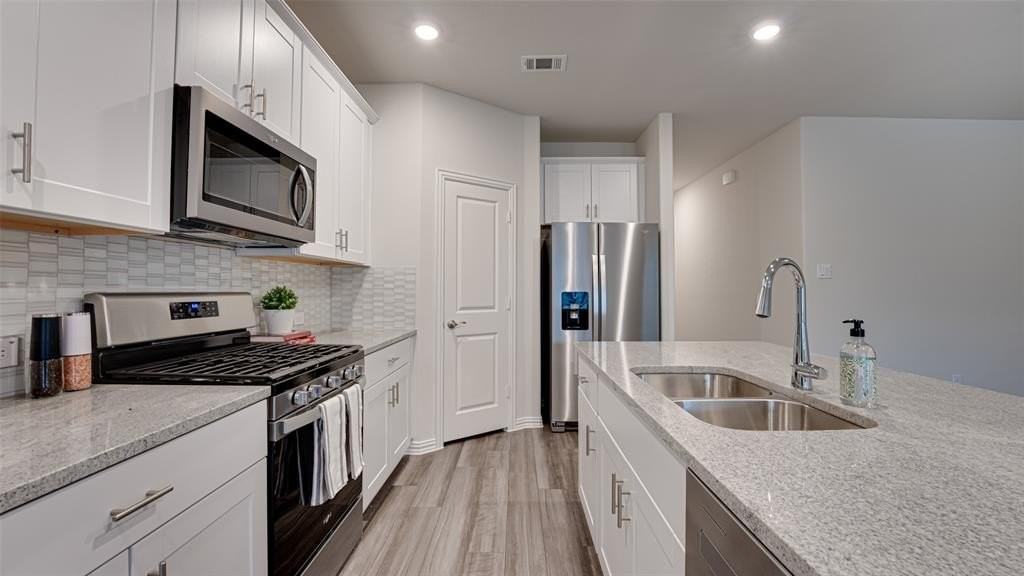 1115 Enchanted Rock Ln - Photo 6 of 30