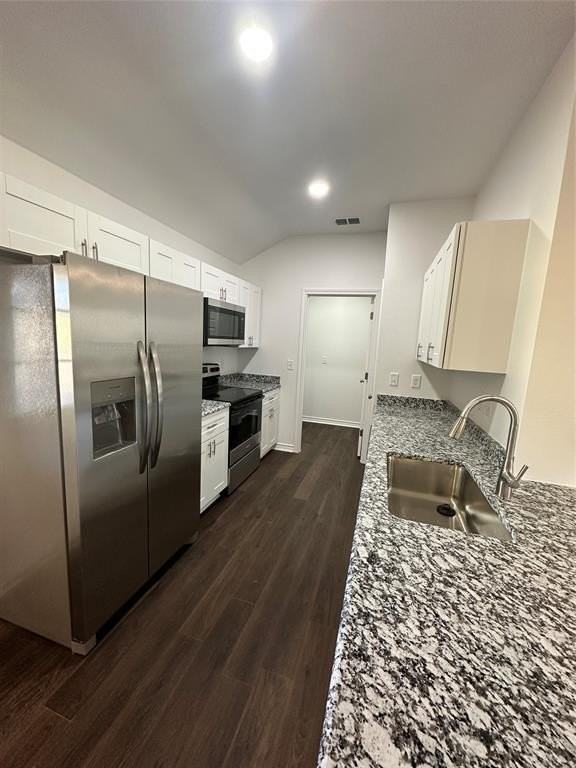 1989 W Bond St - Photo 5 of 19