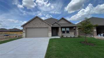 featured image of 606 Moseley Ln