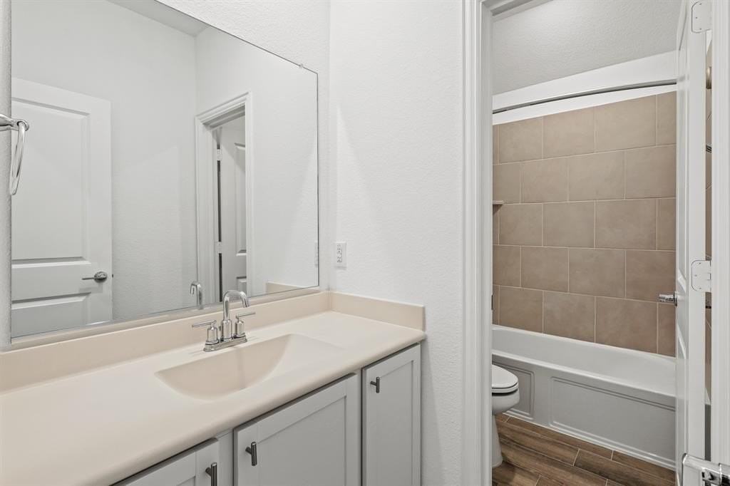 14620 Little Water Dr - Photo 5 of 21