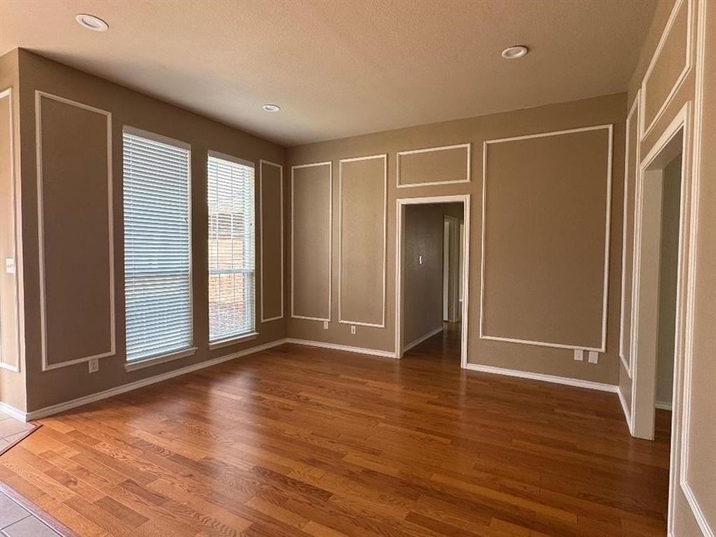 2069 Whispering Cv - Photo 3 of 13