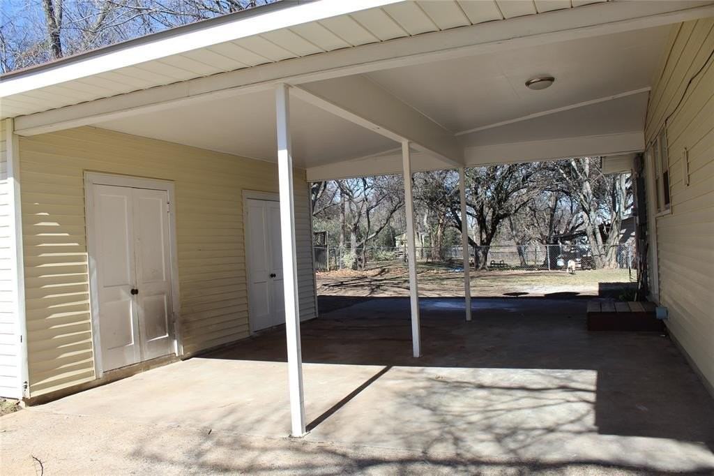 1224 S Lamar St - Photo 5 of 15