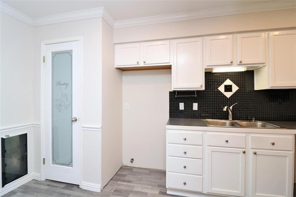 7008 Hanging Cliff Pl - Photo 6 of 10