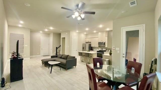 3029 Hamilton St - Photo 4 of 21