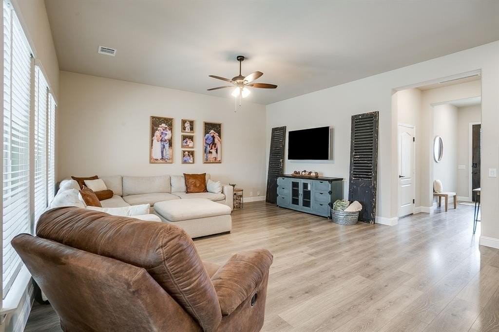 4217 Massey Meadows Way - Photo 5 of 35