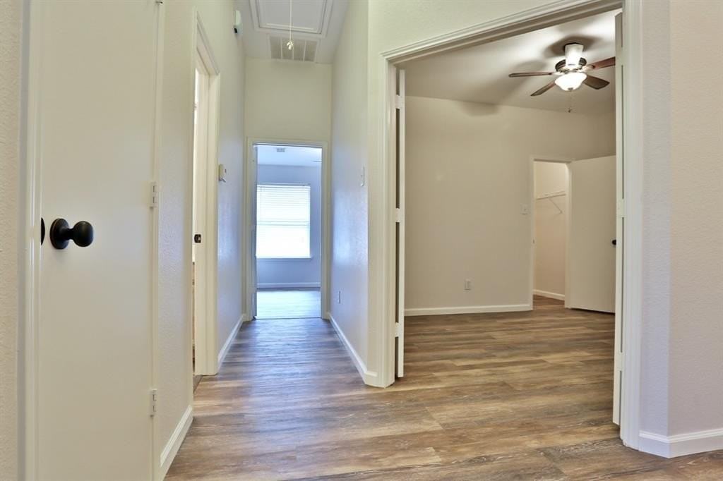 9208 Chesapeake Ln - Photo 4 of 25