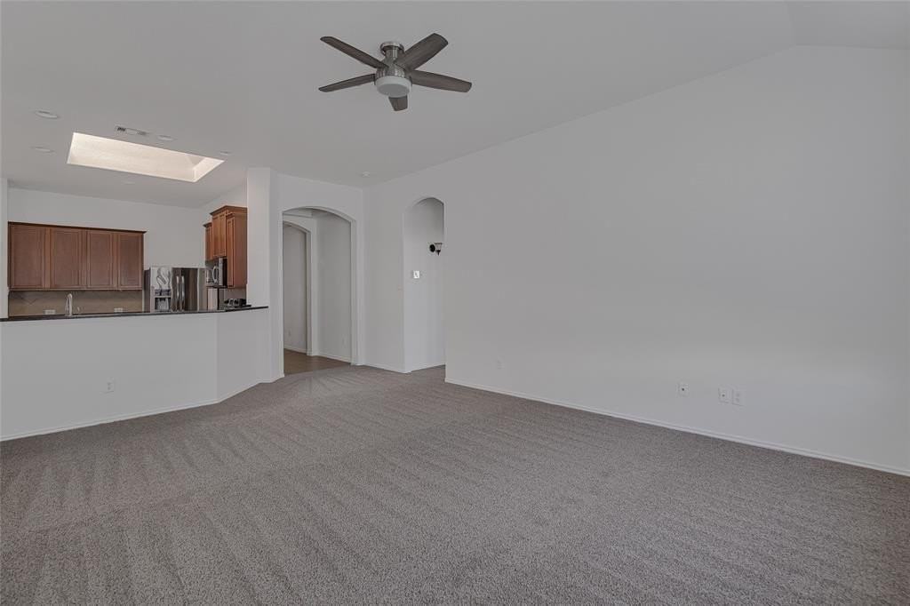 1624 Wickham Dr - Photo 5 of 25