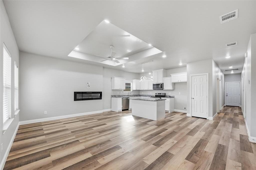 813 Oneal St - Photo 2 of 18