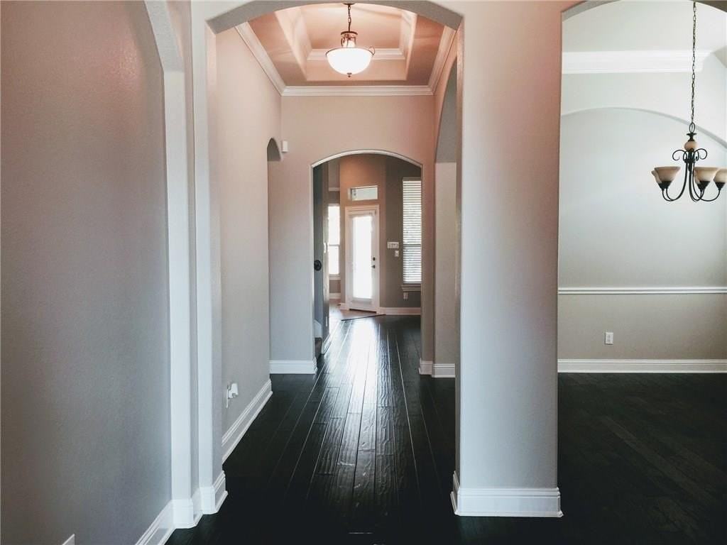 2623 Kingsford Ln - Photo 4 of 24