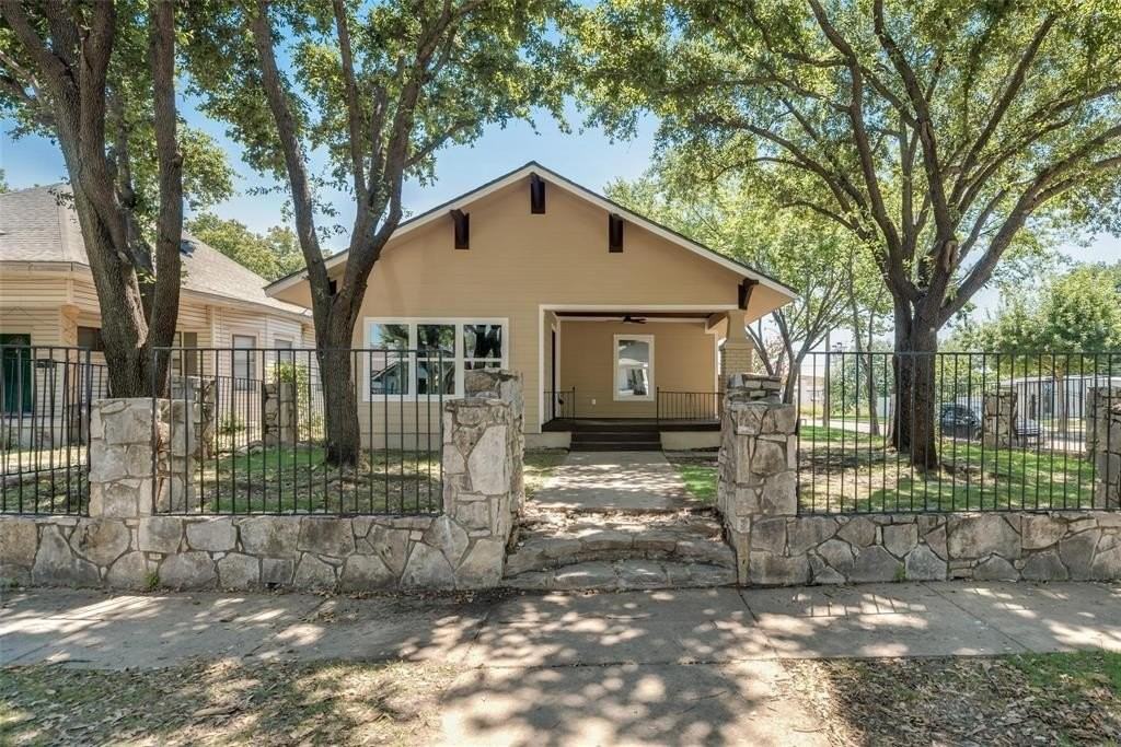 2945 May St - Photo 2 of 18